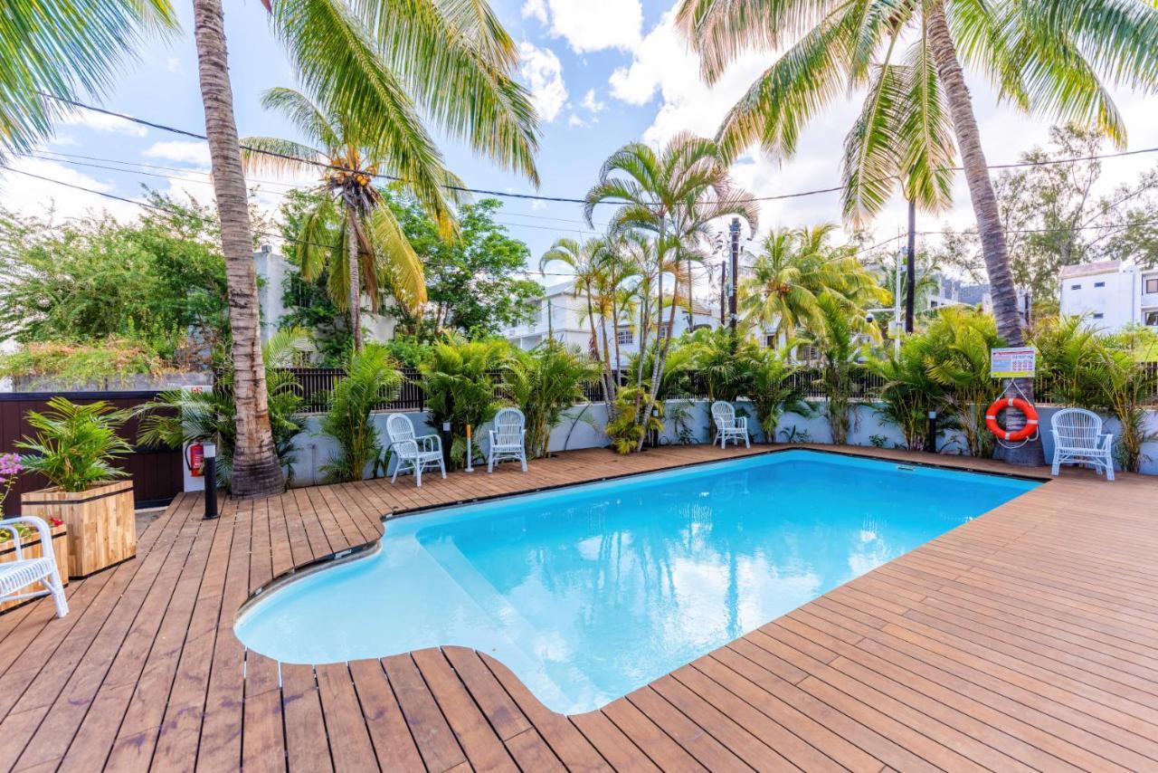 Les Cerisiers Beach Residence, Cosy And Modern 3 Bedroom Apartment Located 50 Metres From The Beach And From All Amenities And Restaurants On The Coastal Road Flic-en-Flacq Extérieur photo