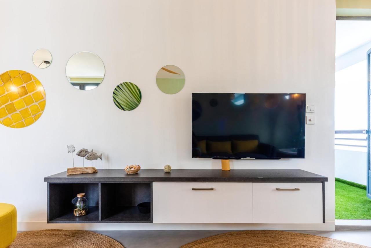 Les Cerisiers Beach Residence, Cosy And Modern 3 Bedroom Apartment Located 50 Metres From The Beach And From All Amenities And Restaurants On The Coastal Road Flic-en-Flacq Extérieur photo