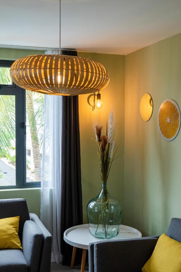Les Cerisiers Beach Residence, Cosy And Modern 3 Bedroom Apartment Located 50 Metres From The Beach And From All Amenities And Restaurants On The Coastal Road Flic-en-Flacq Extérieur photo